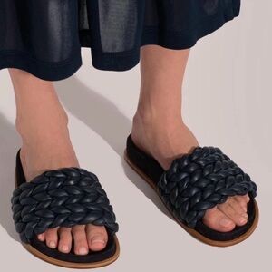 Chloe Kacey Braided Leather Slides in Black